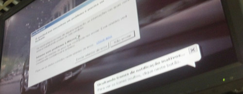 Picture shows an Operating System update pop up which is common in airports in Brazil