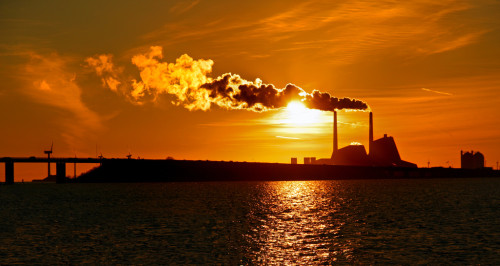 (picture of a coal power plant)
