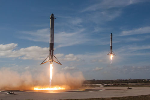 Falcon Heavy rockets moments from landing